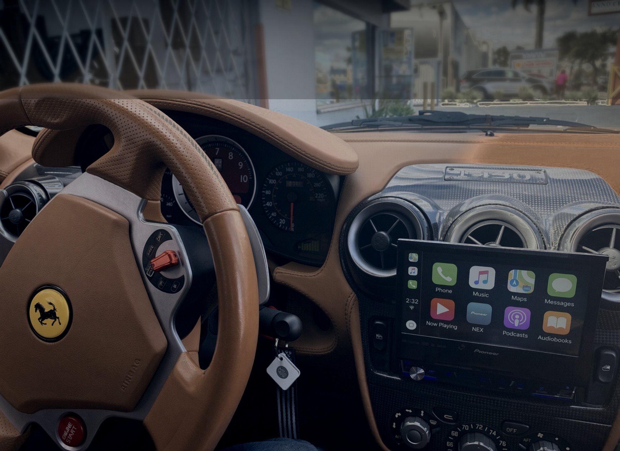 Apple CarPlay in this Ferrari F430